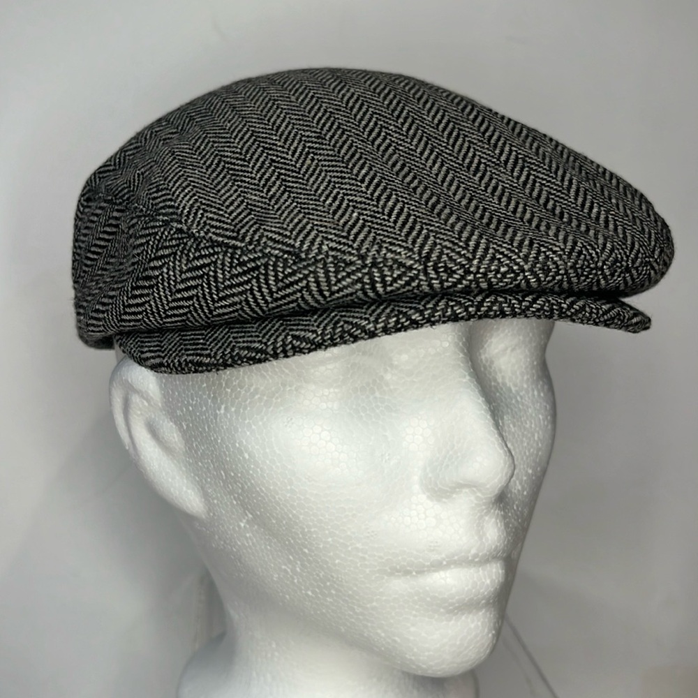 NWT MEN’S NEWSBOY CAP